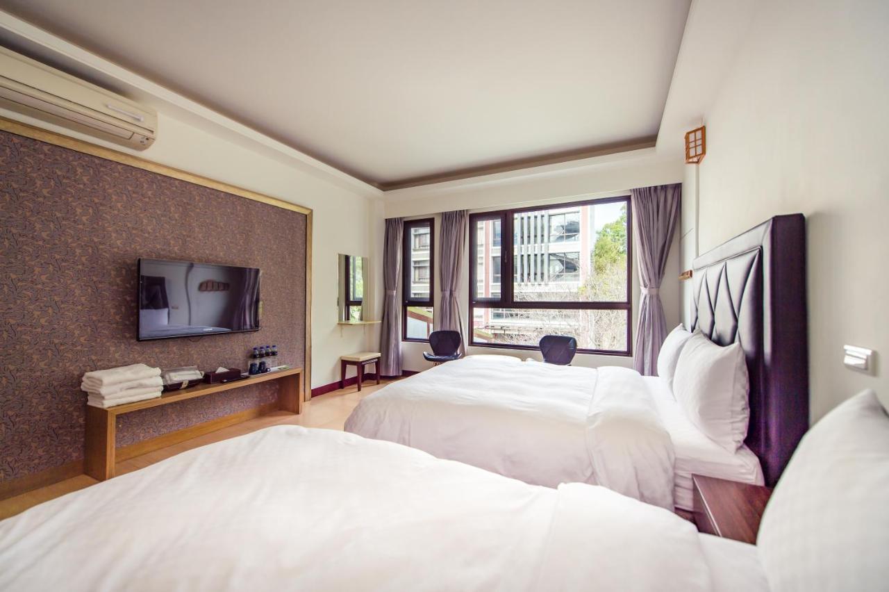 Moonlake B&B Yuchi Εξωτερικό φωτογραφία