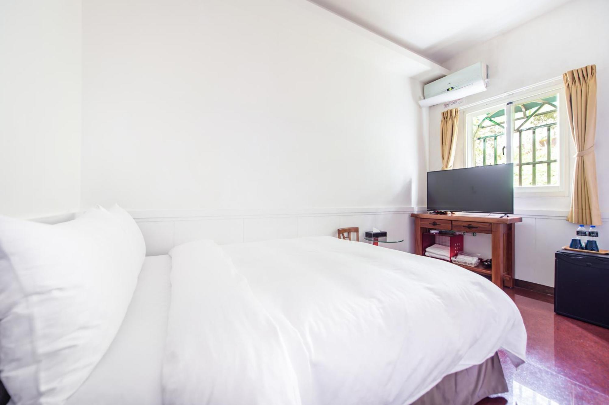 Moonlake B&B Yuchi Δωμάτιο φωτογραφία